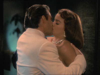 d4ed8ea559583559fdc62353ec7887dbbb860f14a2b12b58575b1dd8405524e4_large