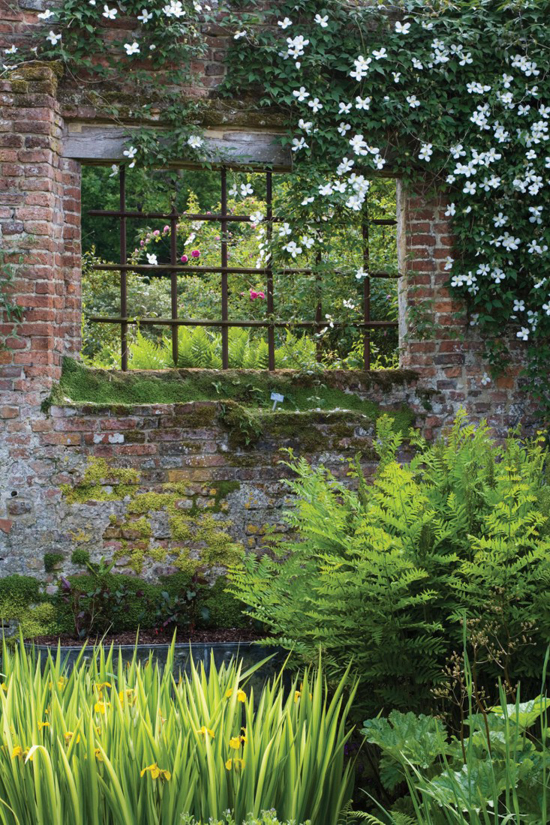 honey-kennedy-sissinghurst-03